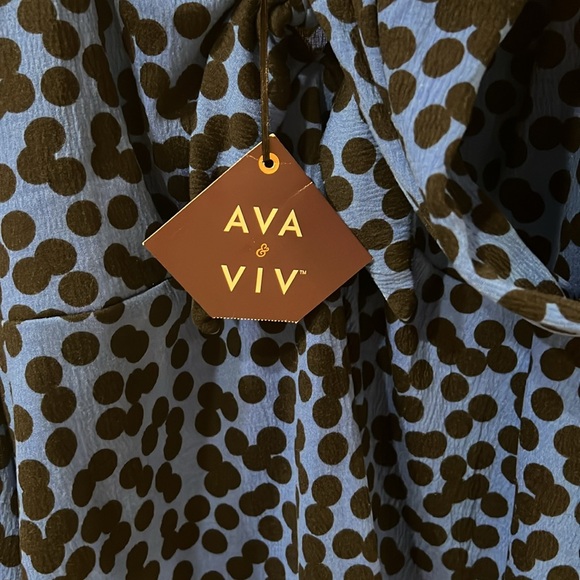 ⭐️ 3 for $10 LAST CHANCE Blue and Black Long-Sleeved Blouse - Picture 5 of 5